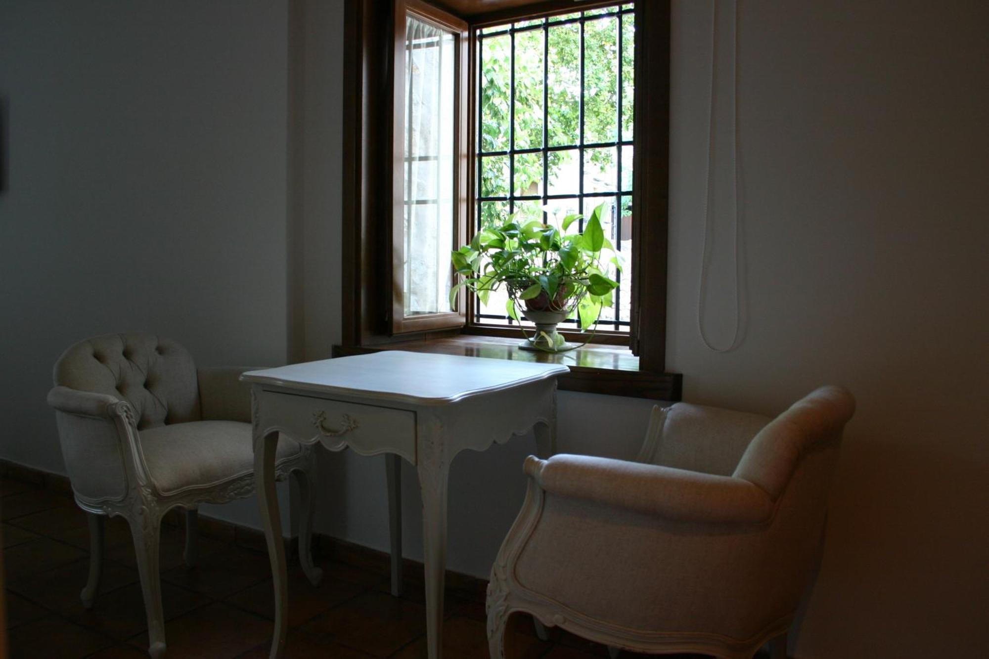 Hostal Santa Maria De Ubeda Esterno foto